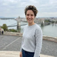 Dóra Lakatos